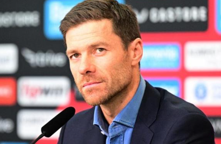 皇马内忧外患：阿隆索帅位风雨飘摇