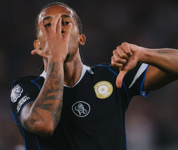 若昂&middot;佩德罗：2025年足球征程的璀璨华章