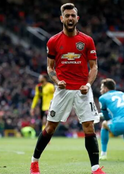 曼联迎利好：梅努伤愈复出，中场实力有望提升