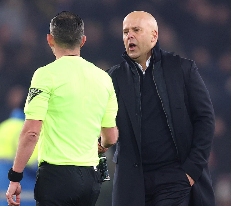 希勒专栏剖析：斯洛特保帅位需获欧冠资格，利物浦卫冕之路艰